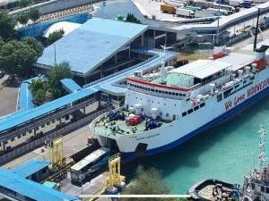 53 Tahun PT ASDP Indonesia Ferry (Persero): Menghubungkan Negeri, Menguatkan Ekonomi Maritim