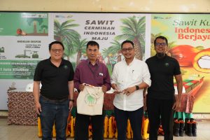 Jadi Benchmark Sawit Berkelanjutan, PTPN IV PalmCo Raih Pengakuan RSPO Global